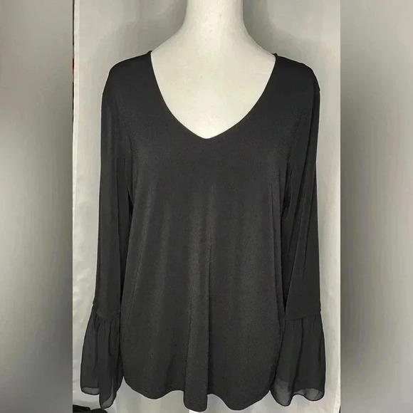Banana Republic long sleeved blouse - Picture 1 of 4
